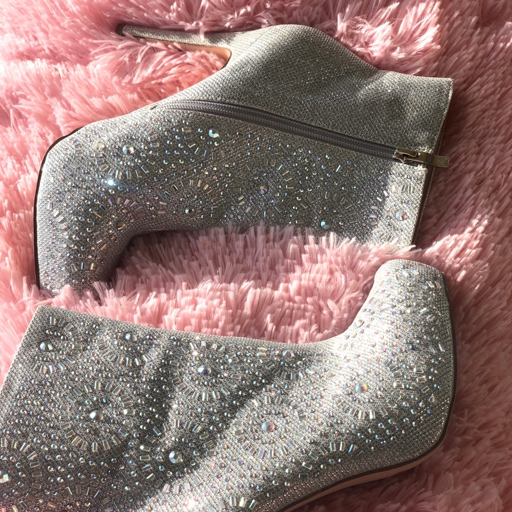 Silver Rhinestone Textured Booties - Picture 2 of 6